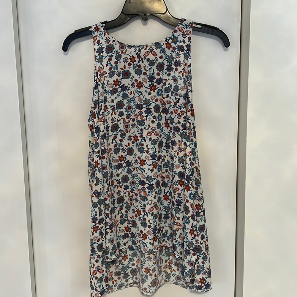 Pink Rose Floral Tank Size Large